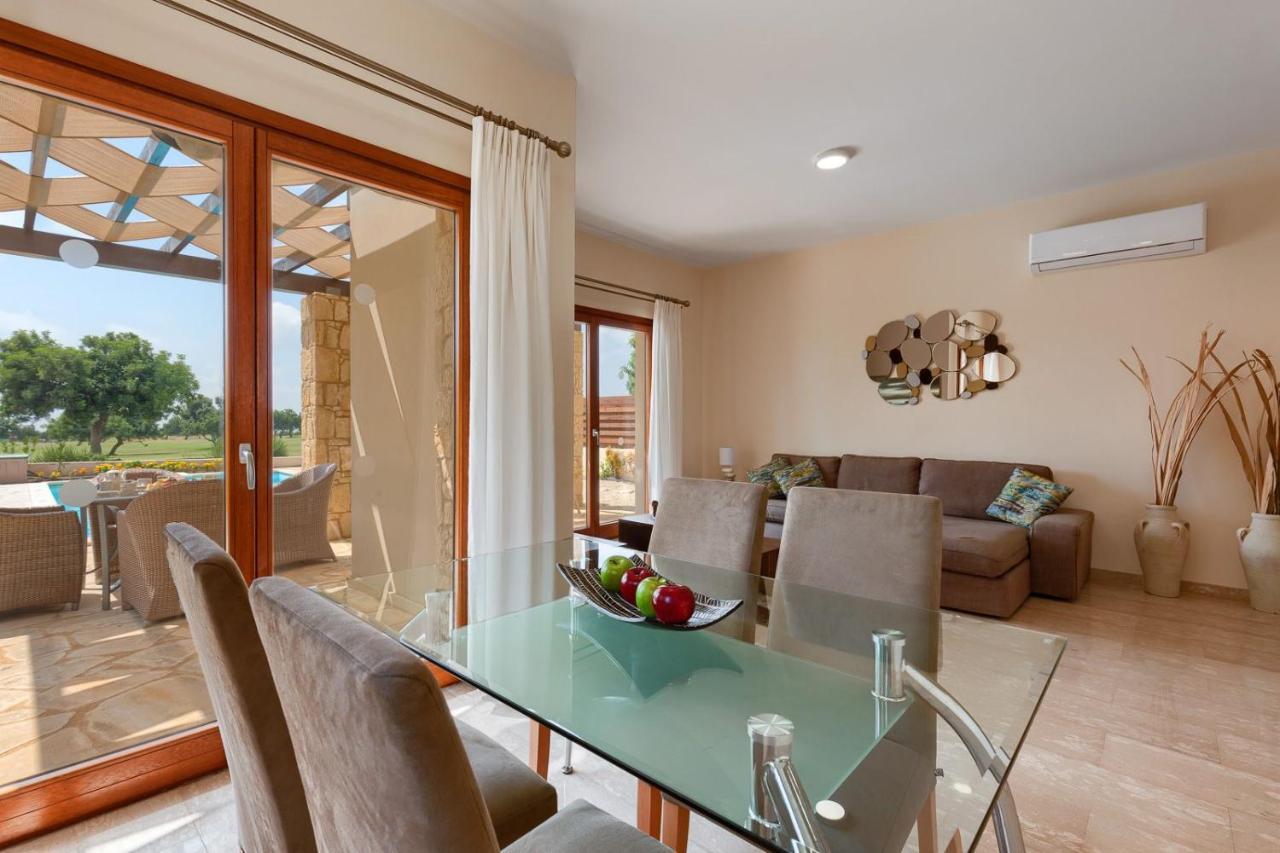 Willa Aphrodite Hills Holiday Residences Junior Villas 2 Bedroom Junior Villa With Private Pool - J032